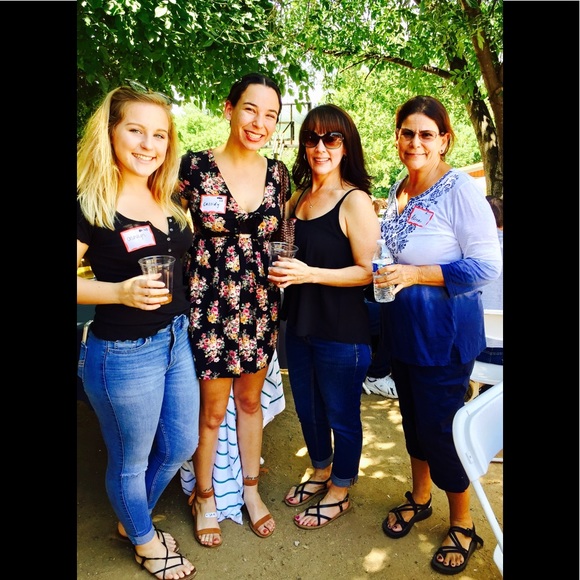 Meet your Posher, Charlotte - Picture 4 of 7